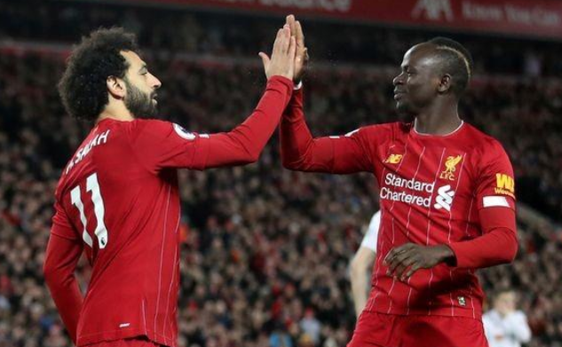  利物浦定位球战术奏效，客场绝杀布伦特福德缩小分差  